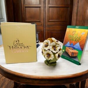 Harmony Kingdom Lord Byron’s Harmony Garden Rhododendron Ladybug Golf 1997 Box